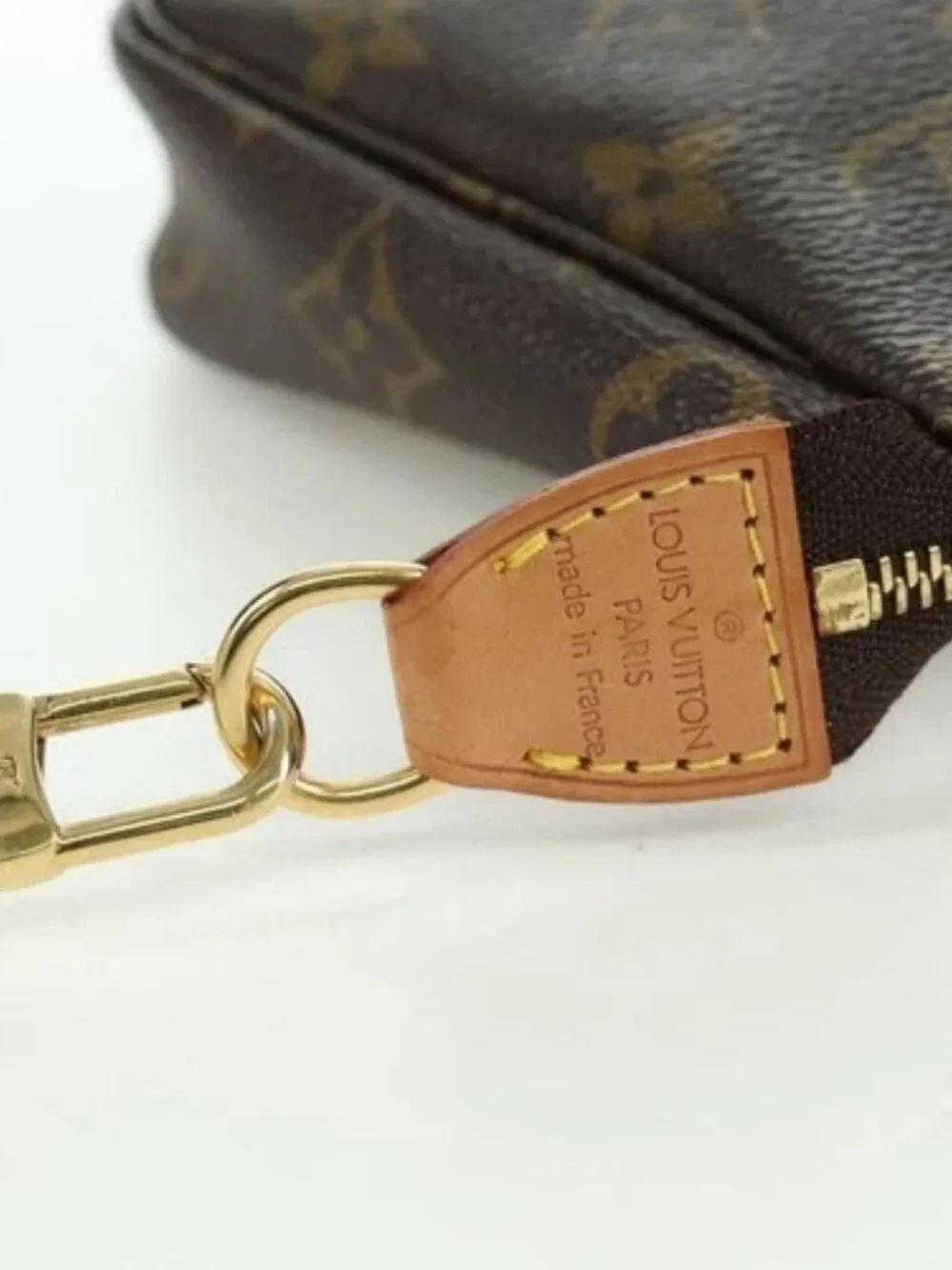 LOUIS VUITTON Monogram Pochette Accessoires Pouch M51980 LV Auth LNZ344V